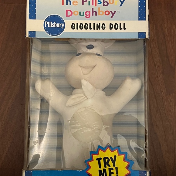 Pillsbury Doughboy Giggling Doll - White - Picture 8 of 17